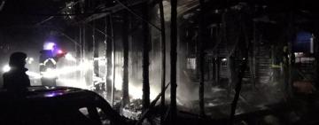 В Одесской области огонь полностью уничтожил двухэтажный дом и авто: на пепелище обнаружено тело хозяйки дома